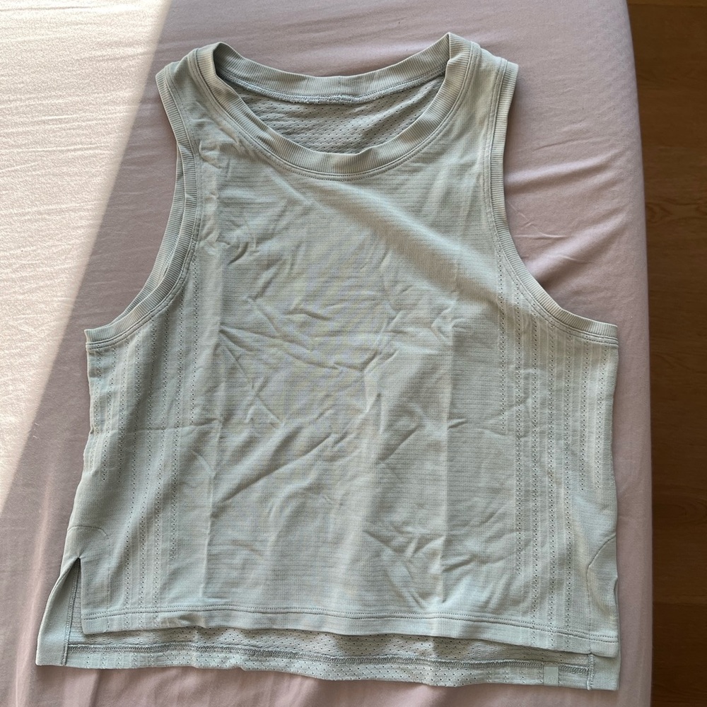 Lululemon Train to Be Tank